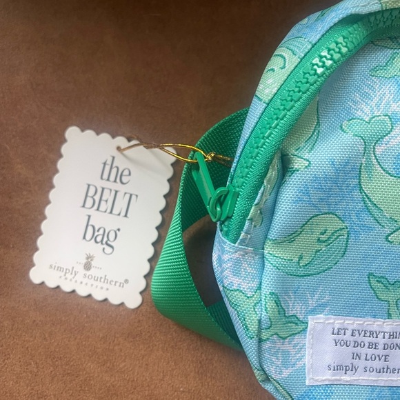 Simply Southern Aqua Whale Pouch - Picture 2 of 3